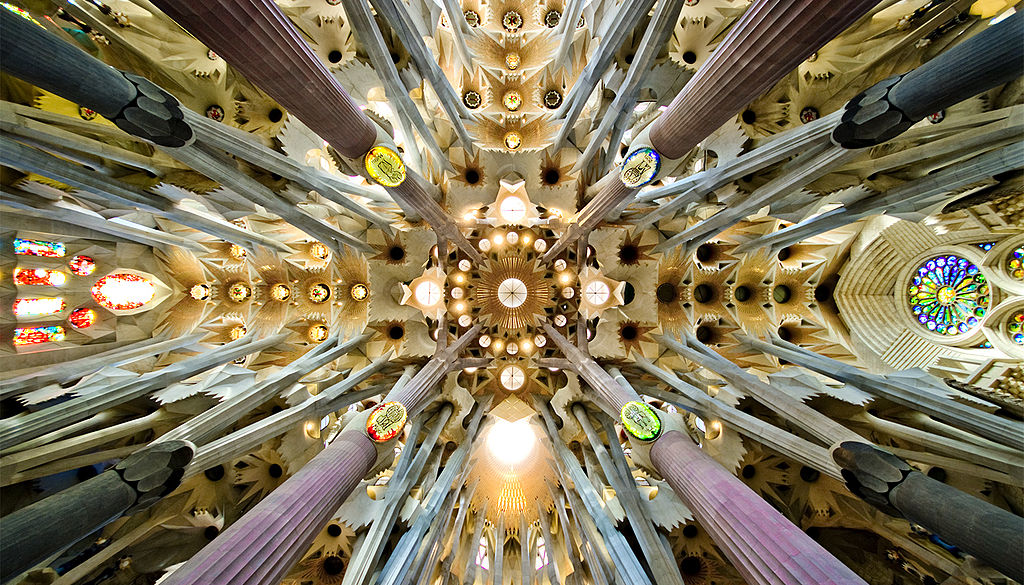1024px-Sagrada_Familia_nave_roof_detail.jpg 1024px-Sagrada_Familia_nave_roof_detail.jpg