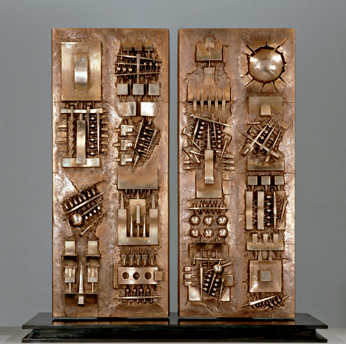 Arnaldo-Pomodoro-Grande-Portale-Marco-Polo-studio-1988-2008-bronzo-121-x-102-x-20-cm.png Arnaldo-Pomodoro-Grande-Portale-Marco-Polo-studio-1988-2008-bronzo-121-x-102-x-20-cm.png